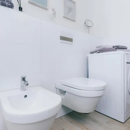 Hoheluft Wittensee - Perfekt Zum Fahrradfahren, Surfen Und Fuer Paare - Hunde Willkommen Apartman *