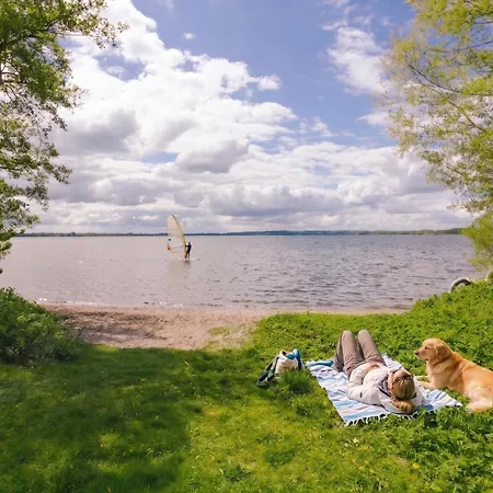 Hoheluft Wittensee - Perfekt Zum Fahrradfahren, Surfen Und Fuer Paare - Hunde Willkommen Apartman *