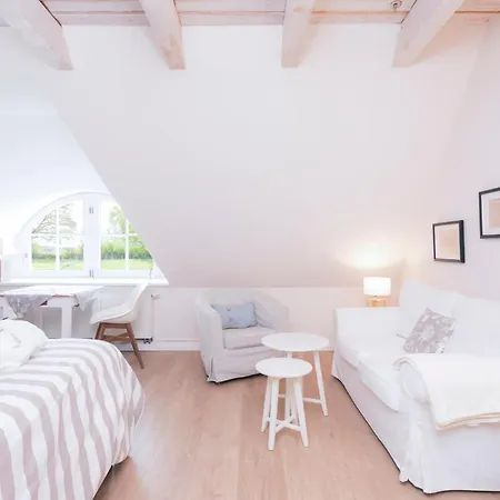 Hoheluft Wittensee - Perfekt Zum Fahrradfahren, Surfen Und Fuer Paare - Hunde Willkommen Apartman *