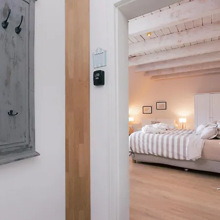 Apartman Hoheluft Wittensee - Perfekt Zum Fahrradfahren, Surfen Und Fuer Paare - Hunde Willkommen Groß Wittensee